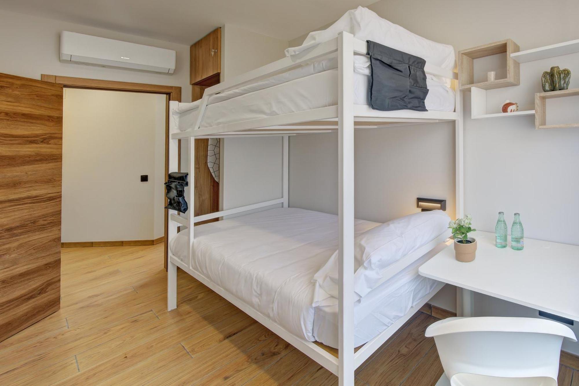 Lagom New, 5 Min Walk From The Sea Auberge de jeunesse *